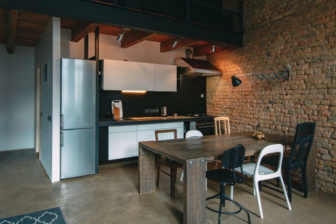 Old Factory Loft Aprtment L39 Apartment รีกา ภายนอก รูปภาพ