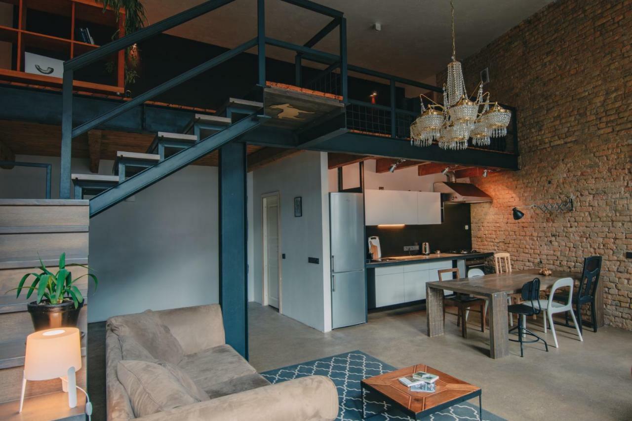 Old Factory Loft Aprtment L39 Apartment รีกา ภายนอก รูปภาพ